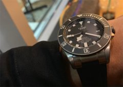 帝舵腕表表带太松处理技巧大全