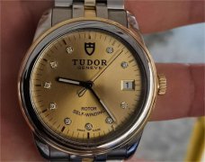 帝舵手表表蒙有划痕解决技巧深度解析