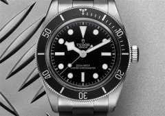 帝舵腕表表壳破裂修复指南（专业维修技巧与注意事项）